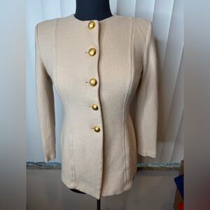 St John Collection Vintage Cream Jacket Cardigan Gold Buttons Shoulder Pad SZ 2